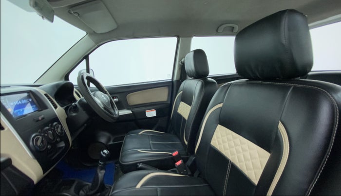 2018 Maruti Wagon R 1.0 LXI CNG, CNG, Manual, 1,04,003 km, Right Side Front Door Cabin