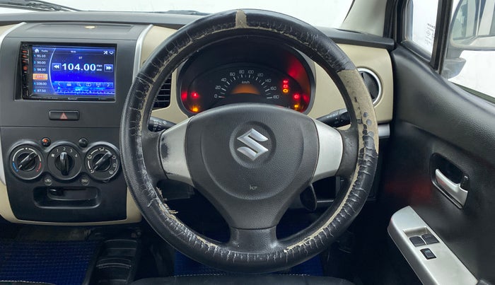 2018 Maruti Wagon R 1.0 LXI CNG, CNG, Manual, 1,04,003 km, Steering Wheel Close Up