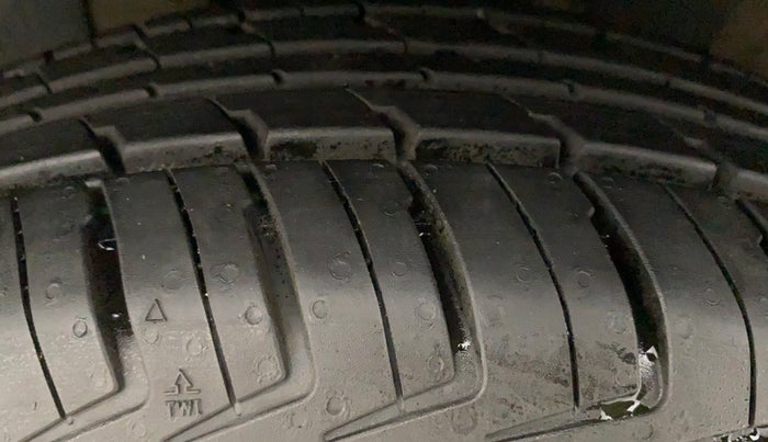 2015 Renault Kwid RXT 0.8, Petrol, Manual, 41,441 km, Left Front Tyre Tread