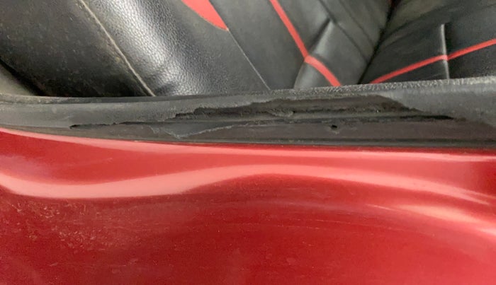 2015 Renault Kwid RXT 0.8, Petrol, Manual, 41,441 km, Rear left door - Beading has minor damage