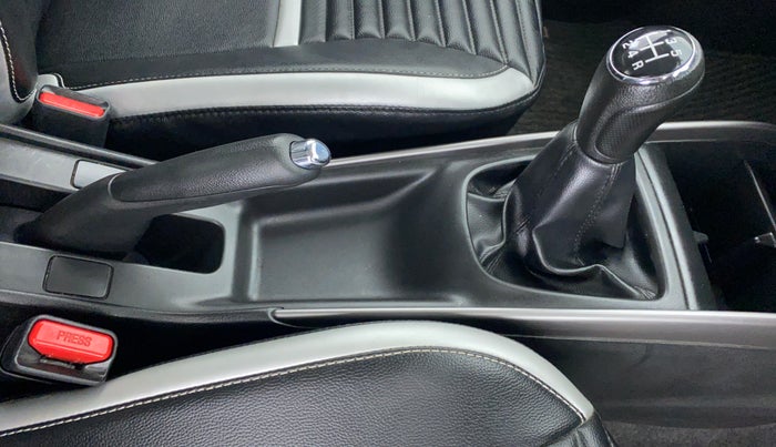 2019 Maruti Baleno ZETA 1.2 K12, Petrol, Manual, 17,788 km, Gear Lever