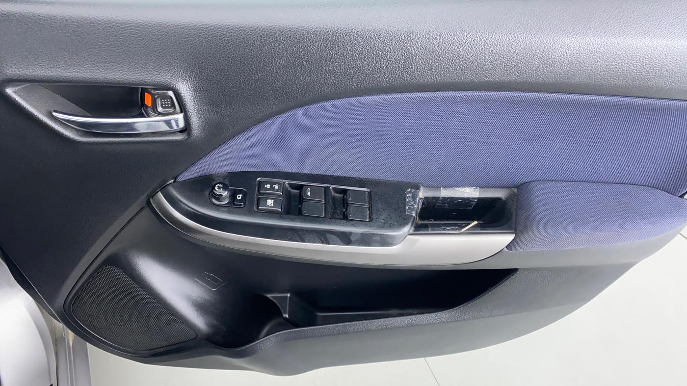 2019 Maruti Baleno ZETA 1.2 K12, Petrol, Manual, 17,788 km, Driver Side Door Panels Control