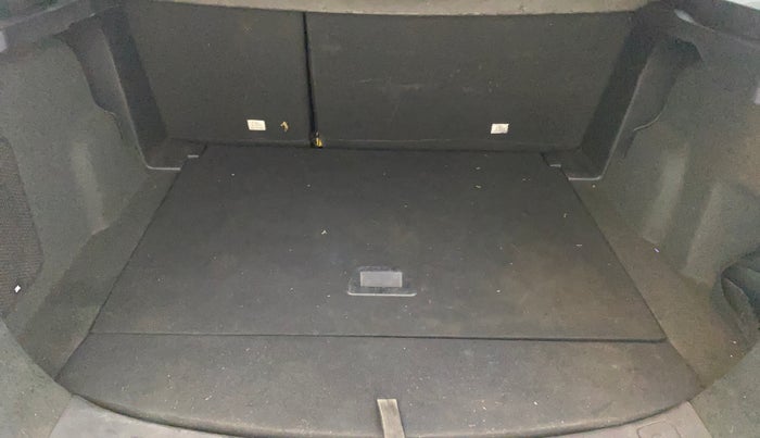 2021 Tata Harrier XZA PLUS 2.0L, Diesel, Automatic, 98,669 km, Boot Inside