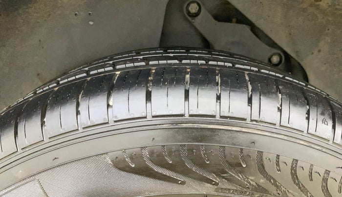 2021 Tata Harrier XZA PLUS 2.0L, Diesel, Automatic, 98,669 km, Right Rear Tyre Tread