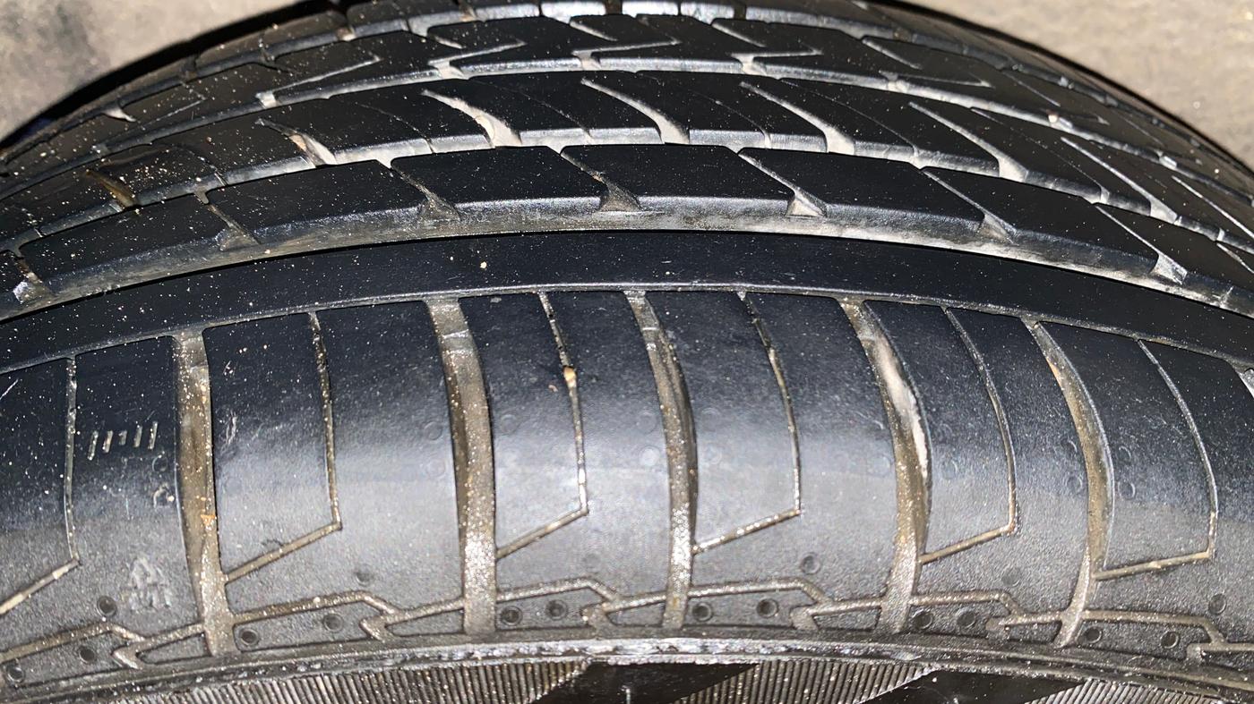 2019 Maruti Baleno ZETA CVT PETROL 1.2, Petrol, Automatic, 49,897 km, Right Rear Tyre Tread