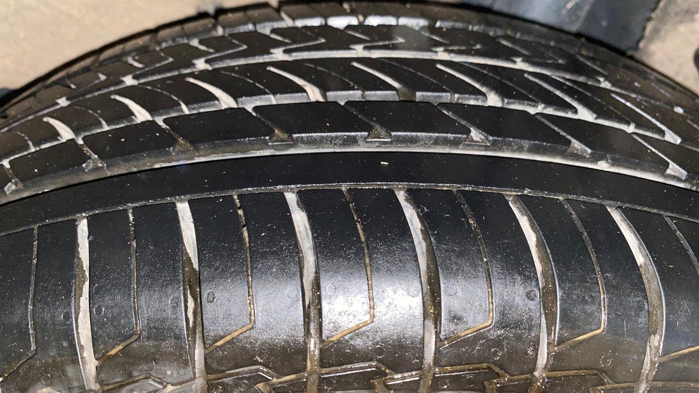 2019 Maruti Baleno ZETA CVT PETROL 1.2, Petrol, Automatic, 49,897 km, Left Rear Tyre Tread