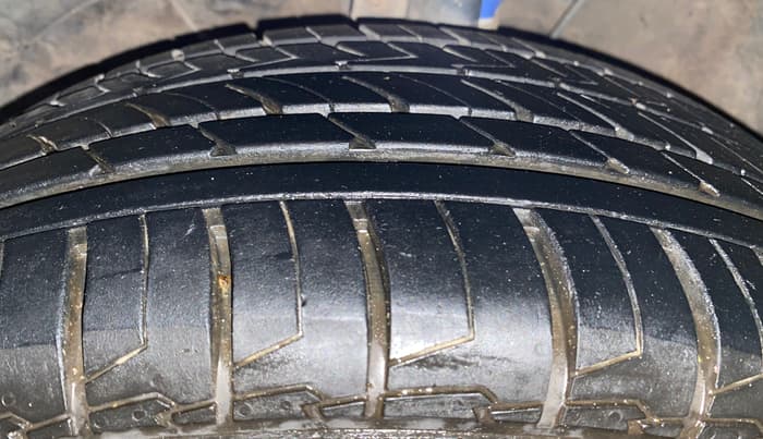 2019 Maruti Baleno ZETA CVT PETROL 1.2, Petrol, Automatic, 49,897 km, Left Front Tyre Tread