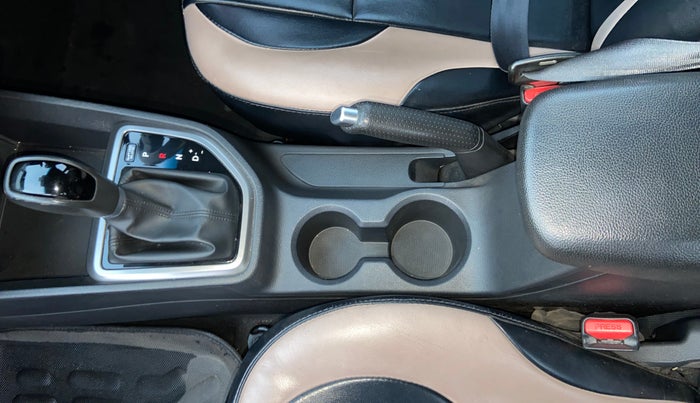 2016 Hyundai Creta SX PLUS AT 1.6 PETROL, CNG, Automatic, 61,285 km, Gear Lever