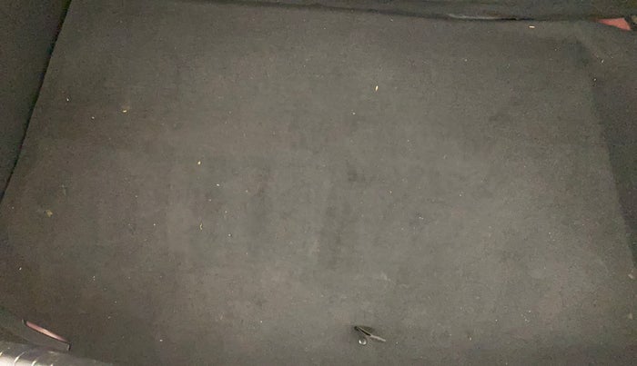 2017 Hyundai Grand i10 ASTA U2 1.2 CRDI, Diesel, Manual, 76,744 km, Boot Inside