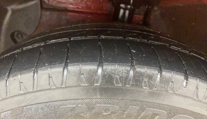 2017 Hyundai Grand i10 ASTA U2 1.2 CRDI, Diesel, Manual, 76,744 km, Left Front Tyre Tread