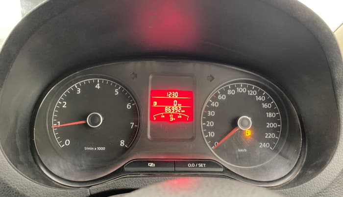 2013 Volkswagen Polo HIGHLINE1.2L, CNG, Manual, 86,957 km, Odometer Image