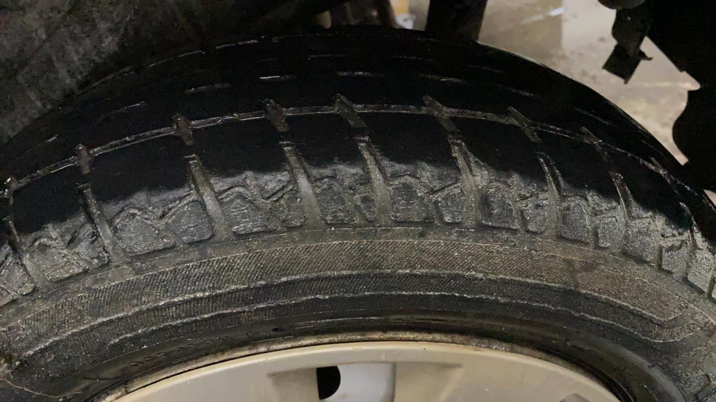 2015 Maruti Wagon R 1.0 LXI, Petrol, Manual, 66,097 km, Left Rear Tyre Tread