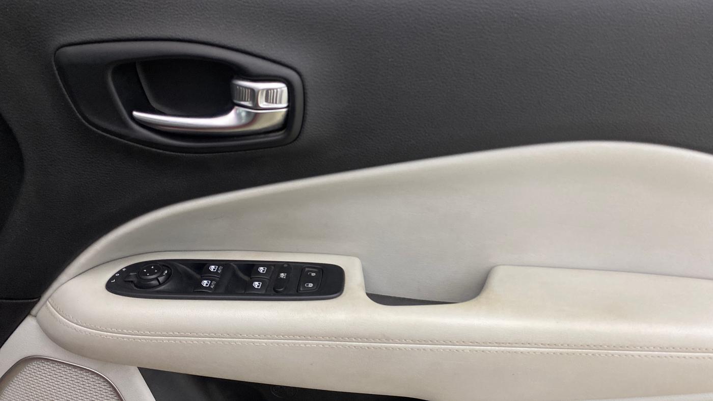 2020 Jeep Compass LONGITUDE PLUS 2.0 DIESEL, Diesel, Manual, 98,729 km, Driver Side Door Panels Control