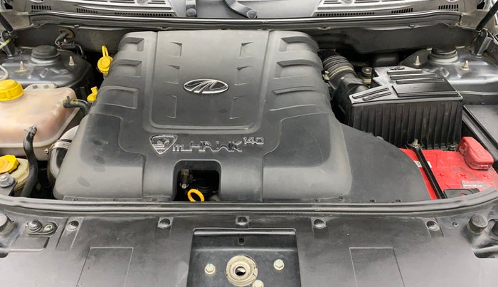 2016 Mahindra XUV500 W10, Diesel, Manual, 97,690 km, Open Bonet