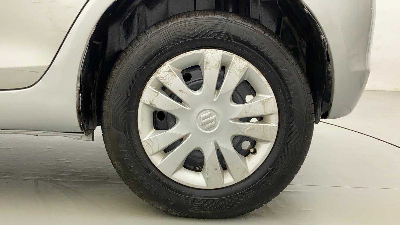2015 Maruti Swift VXI, Petrol, Manual, 93,358 km, Left Rear Wheel