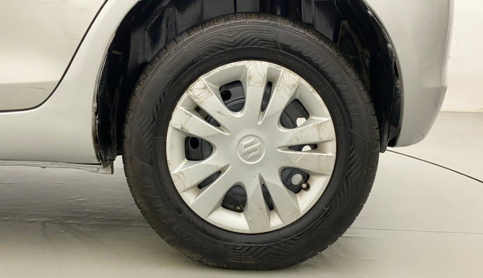 2015 Maruti Swift VXI, Petrol, Manual, 93,358 km, Left Rear Wheel
