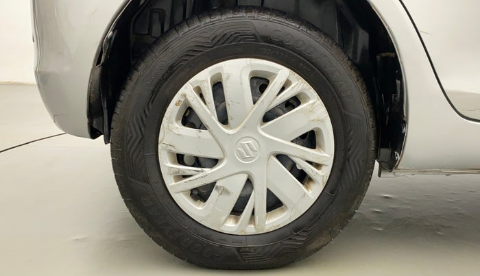 2015 Maruti Swift VXI, Petrol, Manual, 93,358 km, Right Rear Wheel