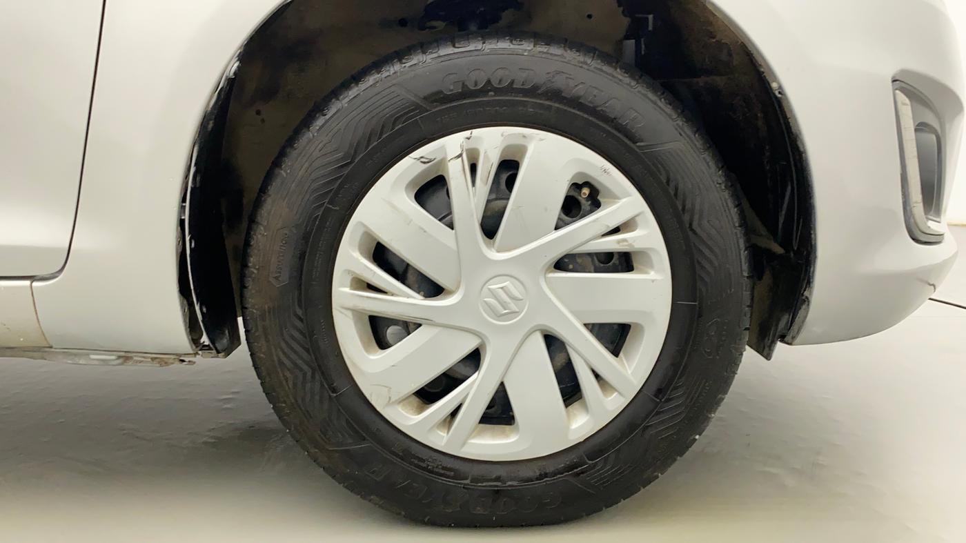 2015 Maruti Swift VXI, Petrol, Manual, 93,358 km, Right Front Wheel