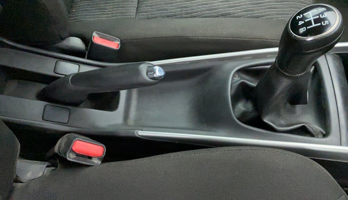 2018 Maruti Baleno ZETA 1.2 K12, Petrol, Manual, 70,899 km, Gear Lever