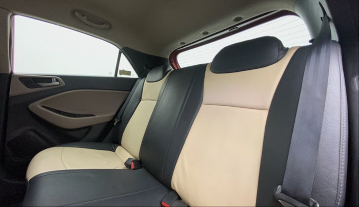 2015 Hyundai Elite i20 SPORTZ 1.2, Petrol, Manual, 73,672 km, Right Side Rear Door Cabin
