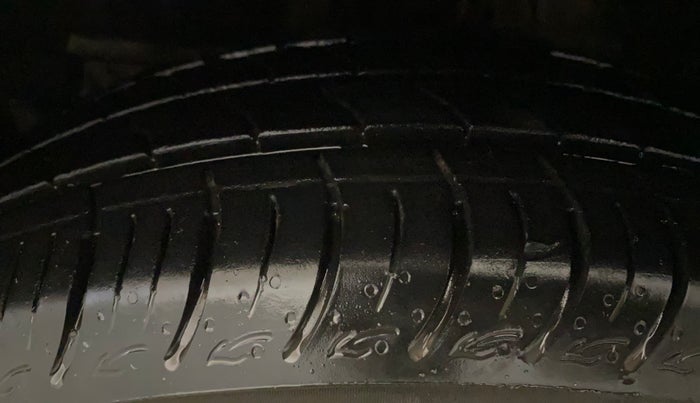 2016 Honda City 1.5L I-VTEC V MT, Petrol, Manual, 48,271 km, Left Front Tyre Tread