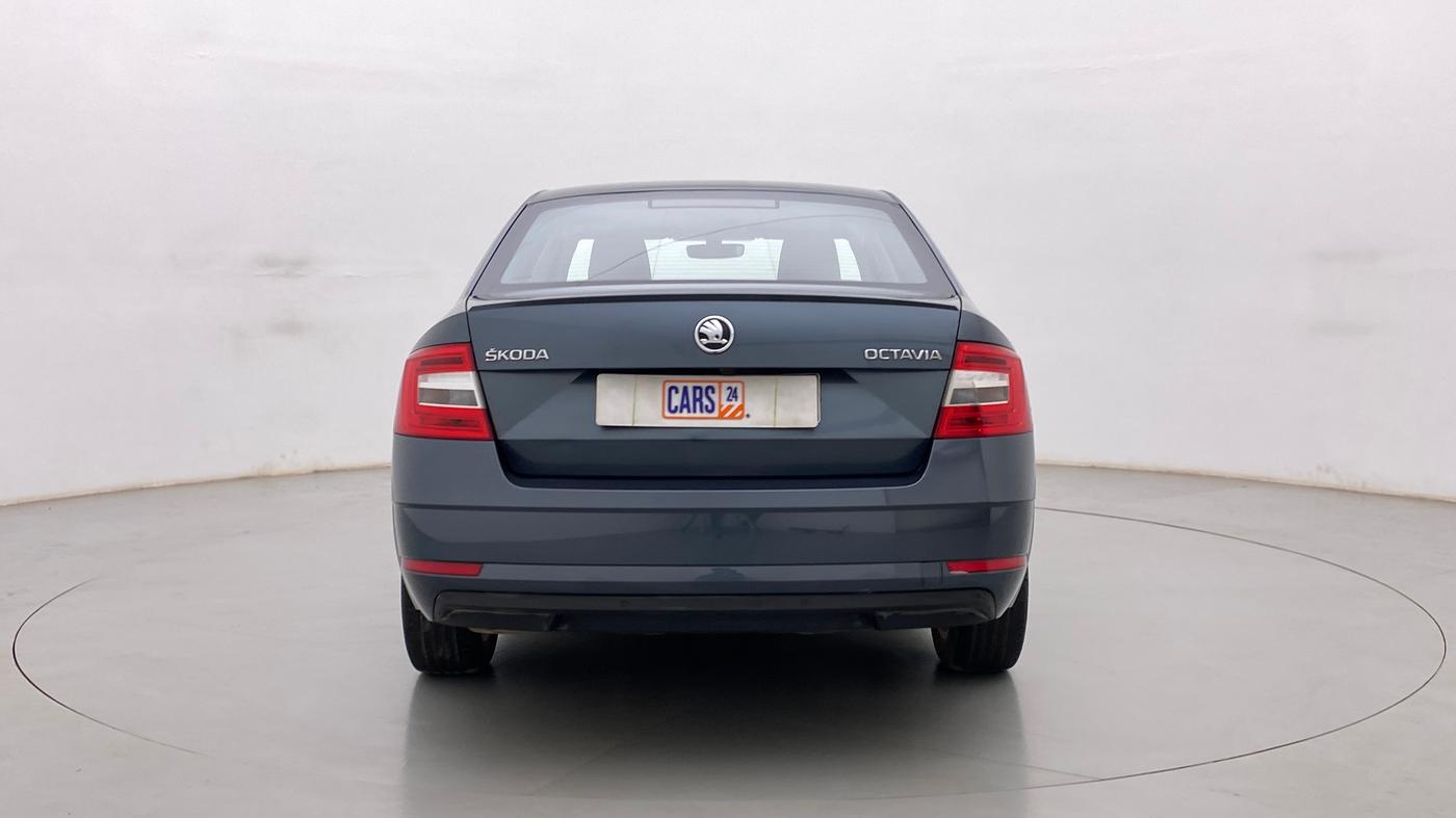 2019 Skoda Octavia 1.8 TSI STYLE AT, Petrol, Automatic, 39,777 km, Back/Rear