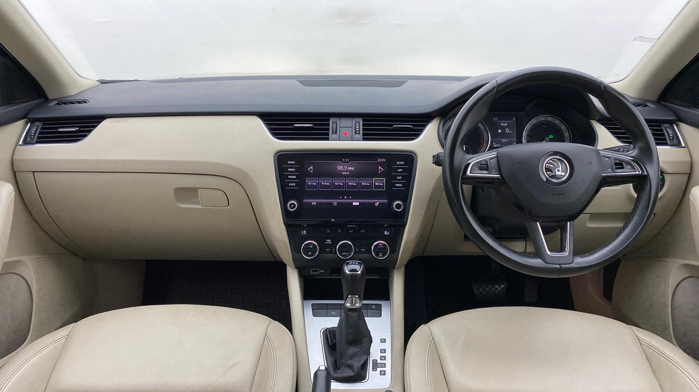 2019 Skoda Octavia 1.8 TSI STYLE AT, Petrol, Automatic, 39,777 km, Dashboard