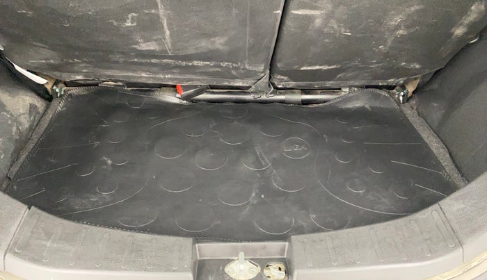 2016 Maruti Wagon R 1.0 VXI, Petrol, Manual, 41,971 km, Boot Inside