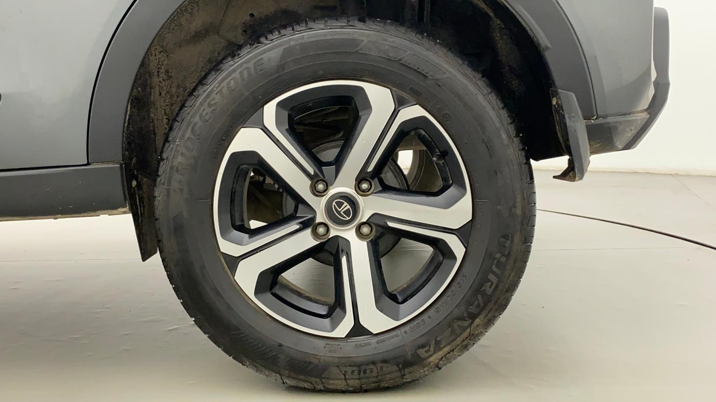 2022 Tata NEXON XZA PLUS DIESEL, Diesel, Automatic, 26,245 km, Left Rear Wheel