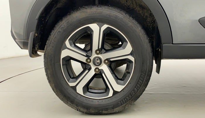 2022 Tata NEXON XZA PLUS DIESEL, Diesel, Automatic, 26,245 km, Right Rear Wheel