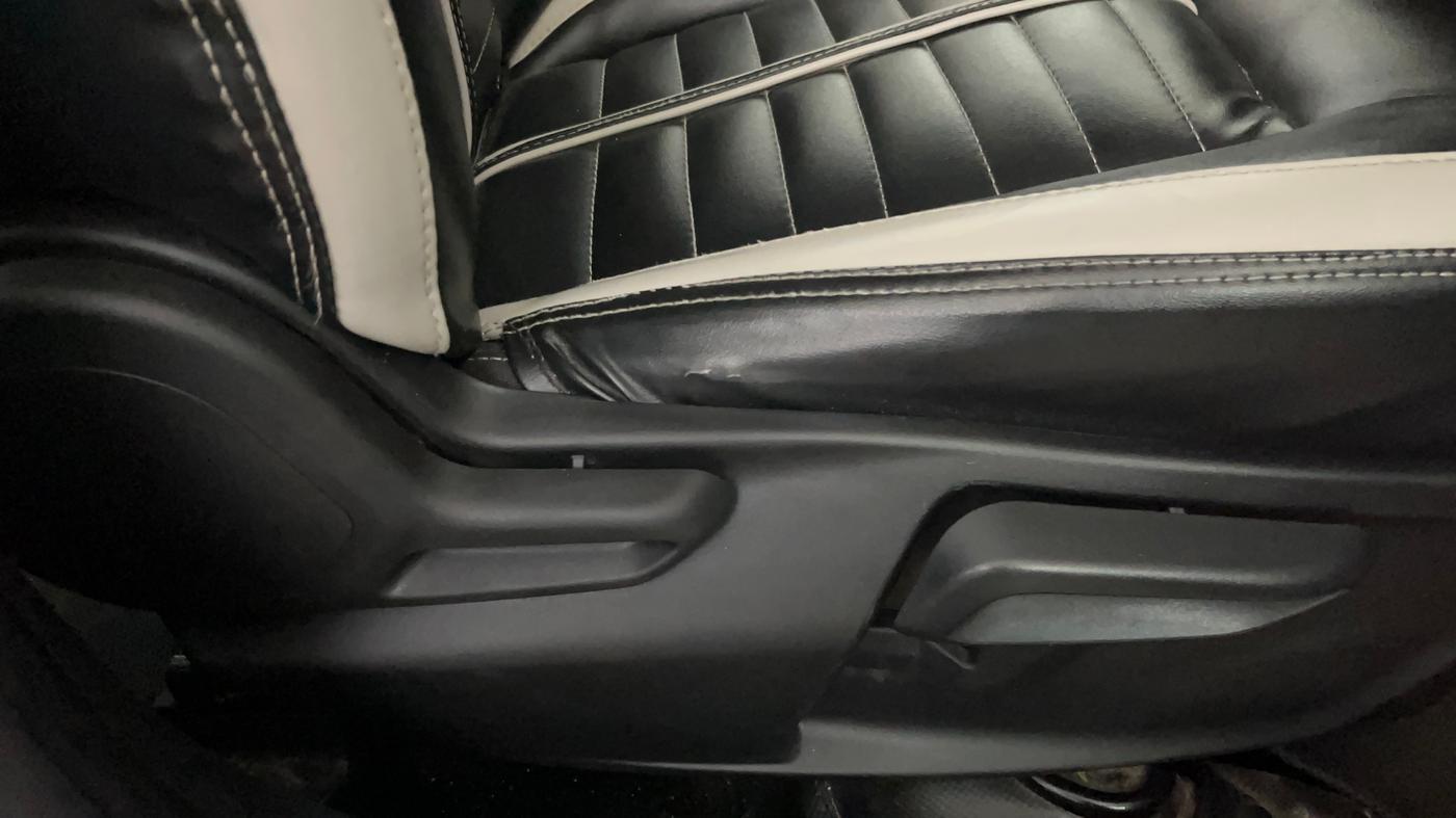 2020 Tata Tiago XZ PLUS PETROL, Petrol, Manual, 69,755 km, Driver Side Adjustment Panel