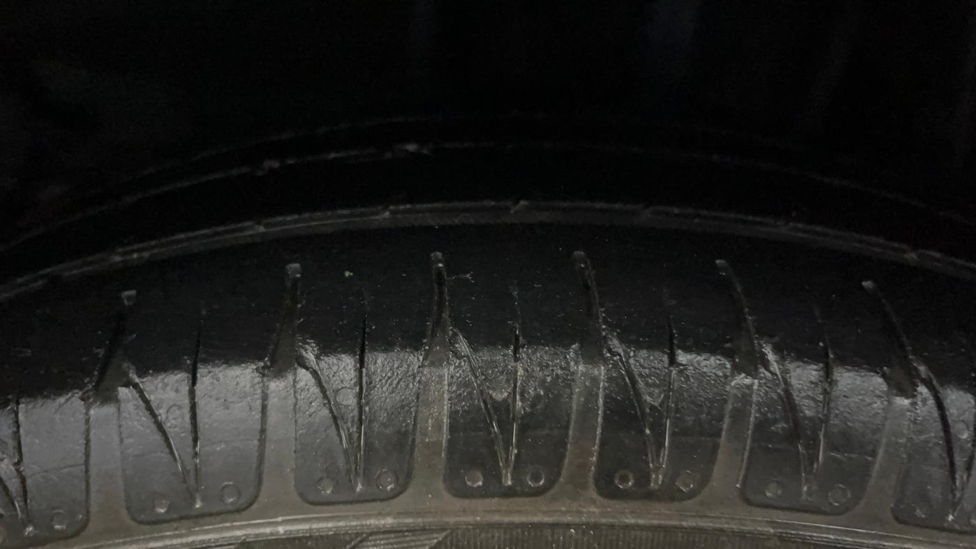 2020 Tata Tiago XZ PLUS PETROL, Petrol, Manual, 69,755 km, Left Rear Tyre Tread
