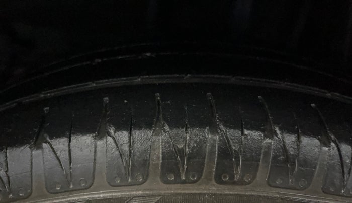 2020 Tata Tiago XZ PLUS PETROL, Petrol, Manual, 69,755 km, Left Rear Tyre Tread