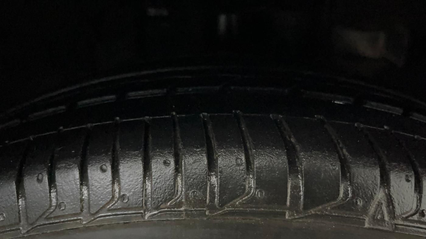 2020 Tata Tiago XZ PLUS PETROL, Petrol, Manual, 69,755 km, Right Front Tyre Tread