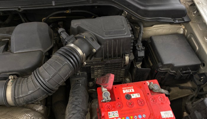 2019 Mahindra XUV300 W8 1.5 DIESEL, Diesel, Manual, 74,292 km, Engine View - Left