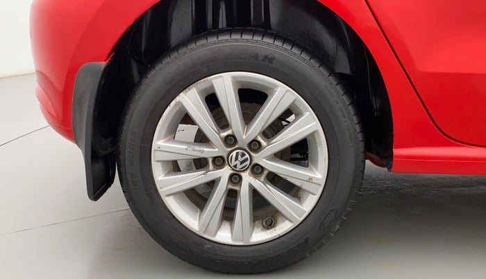 2014 Volkswagen Polo HIGHLINE1.2L, Petrol, Manual, 80,855 km, Right Rear Wheel