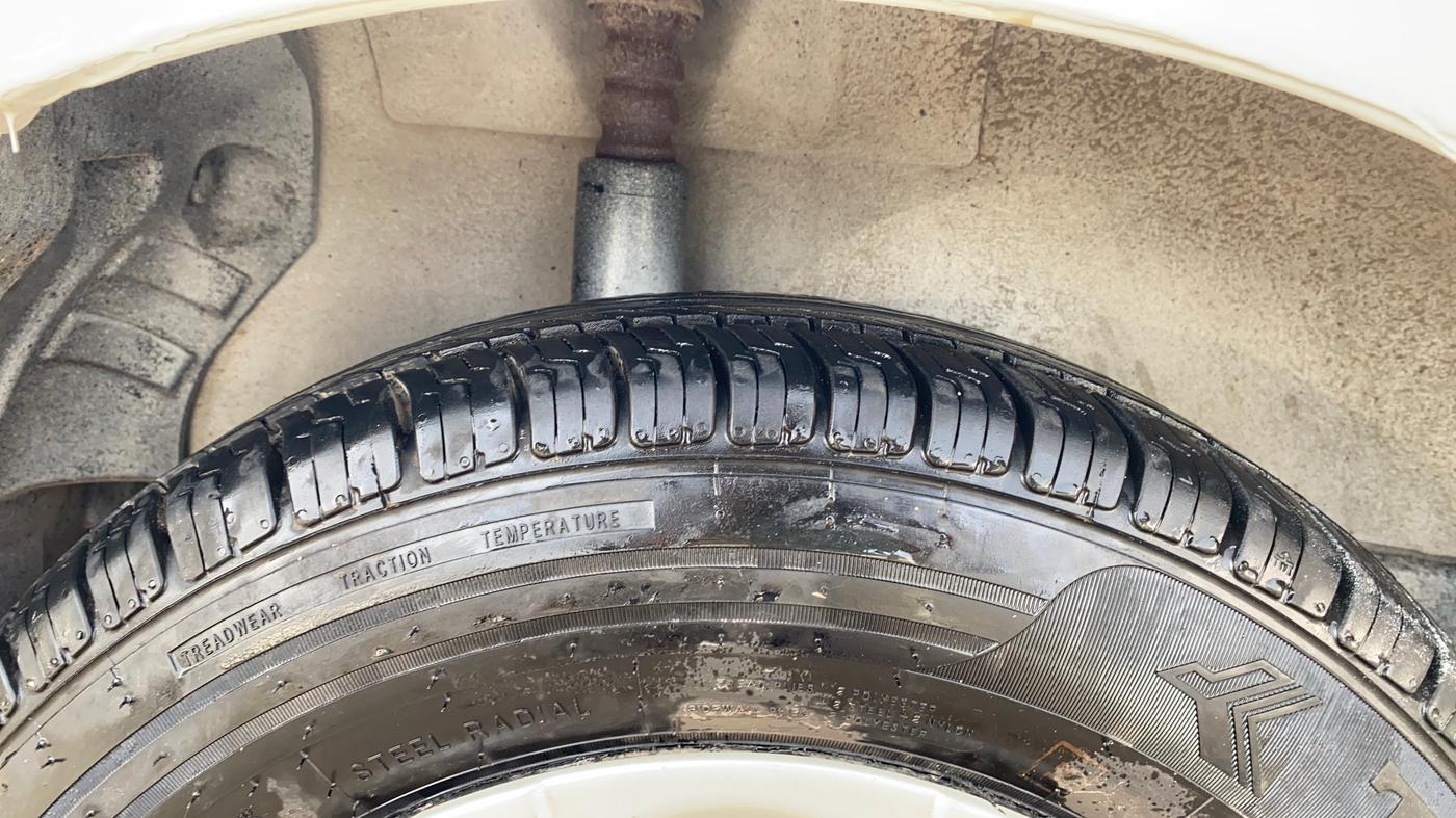 2012 Maruti Ritz VXI, Petrol, Manual, 67,191 km, Right Rear Tyre Tread