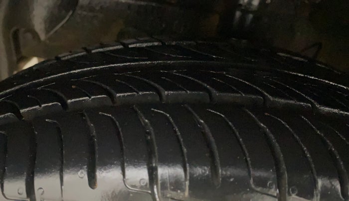 2020 Hyundai GRAND I10 NIOS SPORTZ AMT 1.2 KAPPA VTVT, Petrol, Automatic, 46,476 km, Left Front Tyre Tread