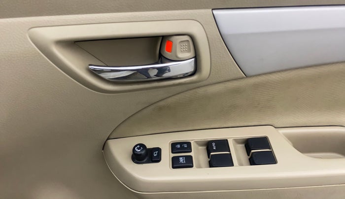 2016 Maruti Ertiga VXI ABS, Petrol, Manual, 88,225 km, Driver Side Door Panels Control