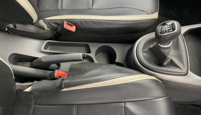 2021 Hyundai GRAND I10 NIOS SPORTZ U2 1.2 CRDI, Diesel, Manual, 30,009 km, Gear Lever