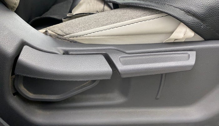 2021 Hyundai GRAND I10 NIOS SPORTZ U2 1.2 CRDI, Diesel, Manual, 30,009 km, Driver Side Adjustment Panel