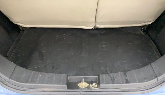 2015 Maruti Wagon R 1.0 VXI, Petrol, Manual, 19,239 km, Boot Inside