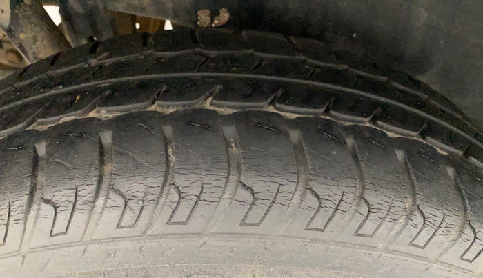 2015 Maruti Wagon R 1.0 VXI, Petrol, Manual, 19,239 km, Right Rear Tyre Tread