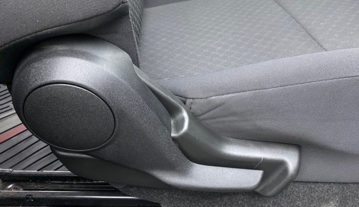 2022 Maruti Celerio VXI, Petrol, Manual, 7,843 km, Driver Side Adjustment Panel