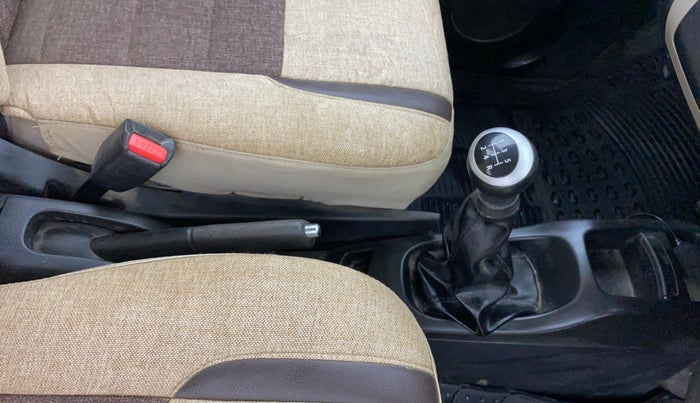 2015 Maruti Wagon R 1.0 VXI, Petrol, Manual, 1,935 km, Gear Lever