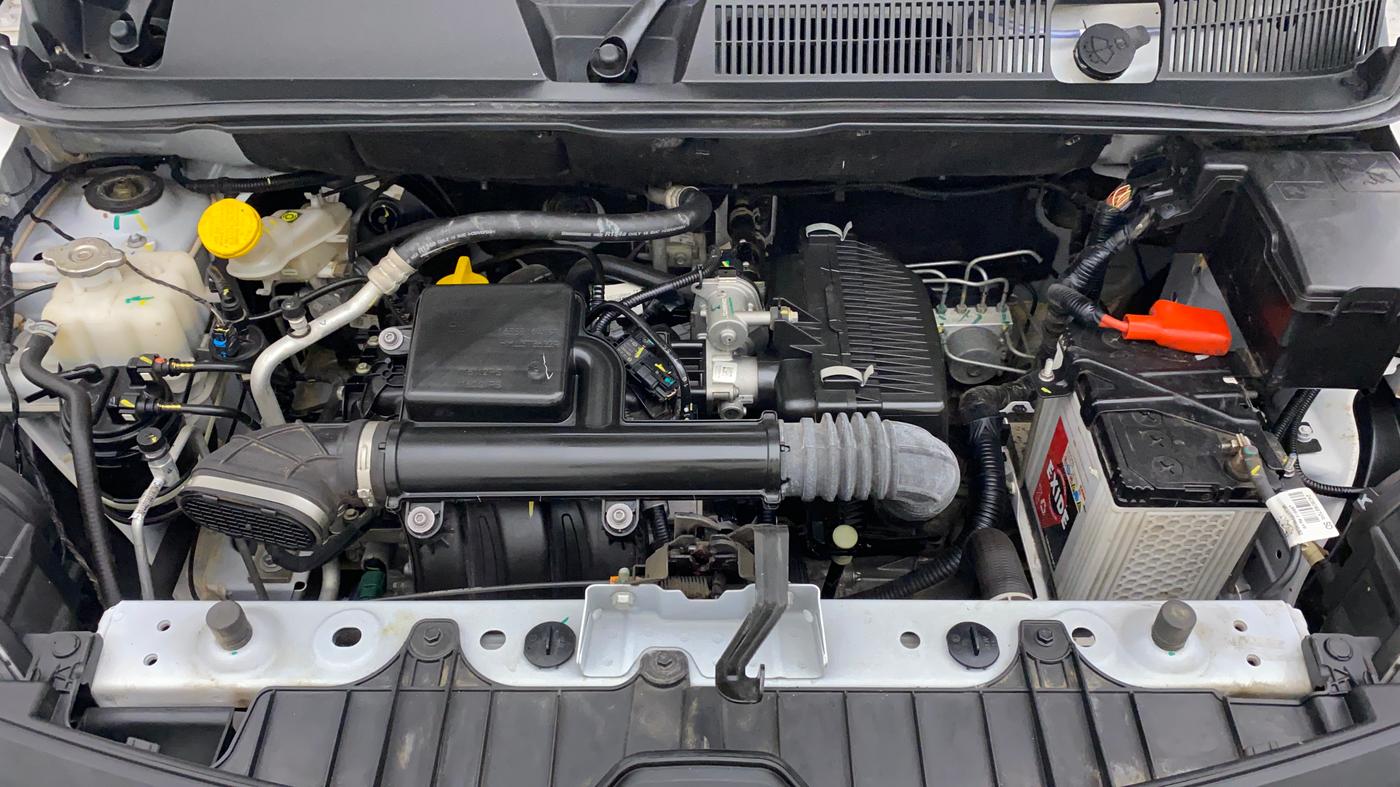 2022 Renault TRIBER RXL MT, Petrol, Manual, 19,500 km, Open Bonet