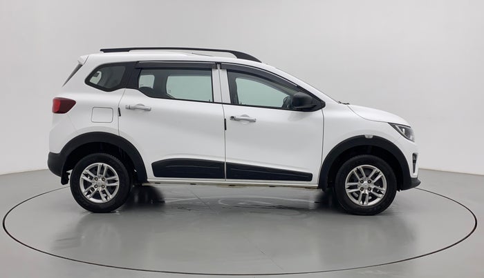 2022 Renault TRIBER RXL MT, Petrol, Manual, 19,500 km, Right Side View