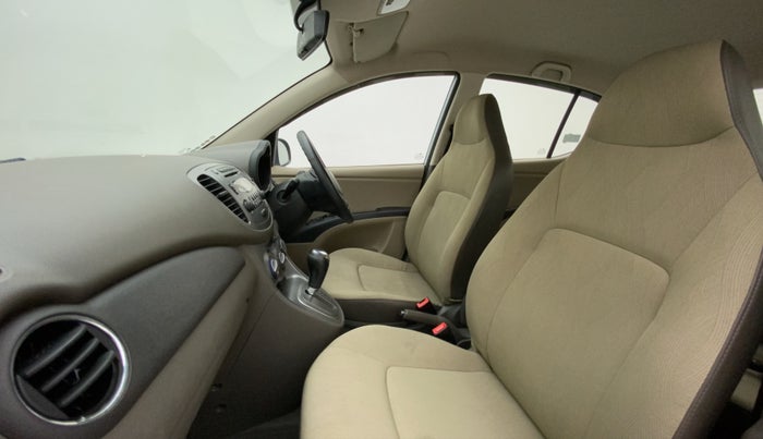 2013 Hyundai i10 SPORTZ 1.2 AT, Petrol, Automatic, 18,029 km, Right Side Front Door Cabin