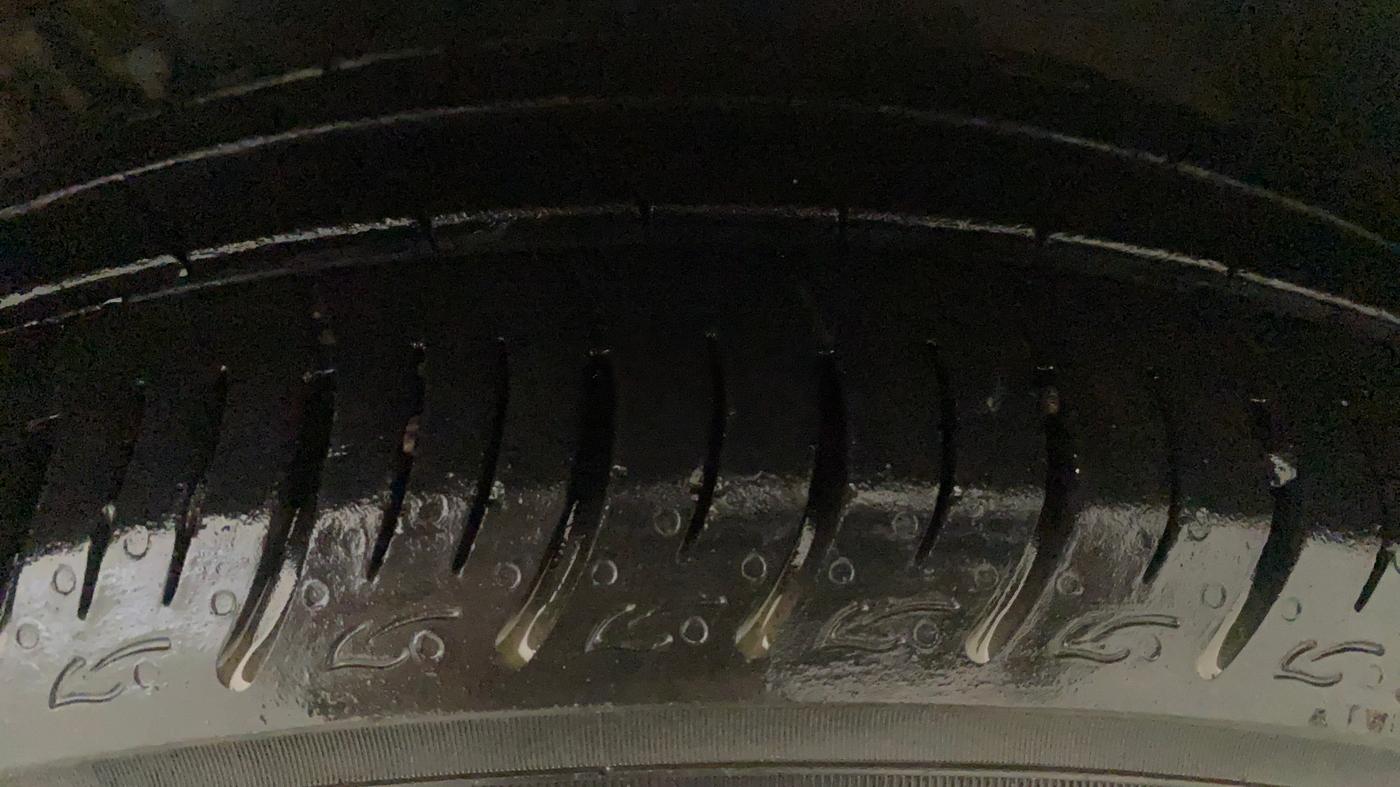 2014 Volkswagen Polo COMFORTLINE 1.2L PETROL, Petrol, Manual, 54,969 km, Left Front Tyre Tread