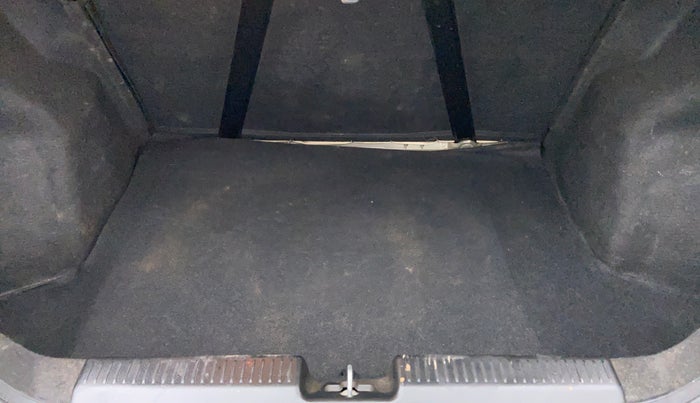 2017 Maruti Dzire ZXI, Petrol, Manual, 37,373 km, Boot Inside View